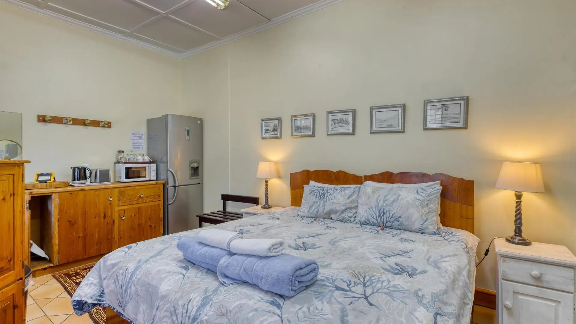 Ferienwohnung The Yard Gordonʼs Bay Privatunterkunft