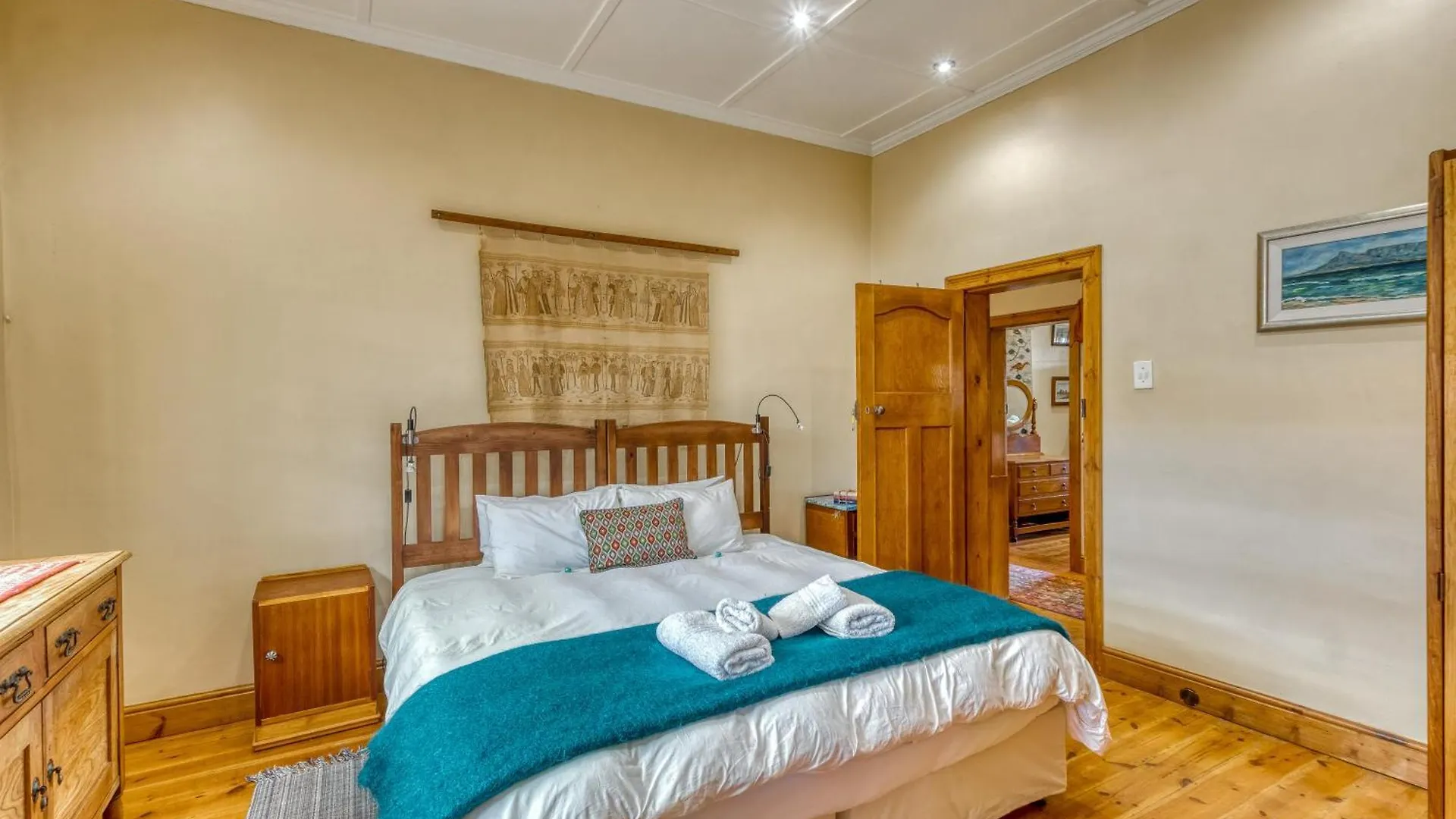Ferienwohnung The Yard Gordonʼs Bay Privatunterkunft
